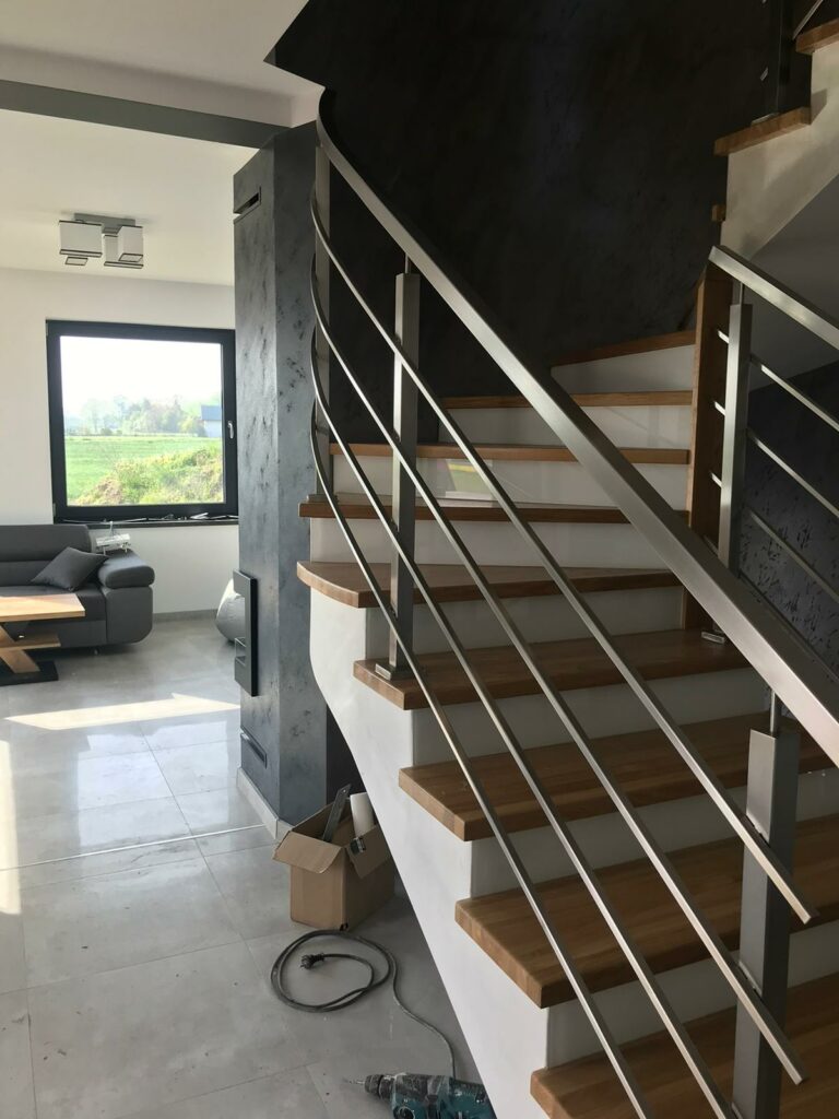 Balustrady ze stali nierdzewnej